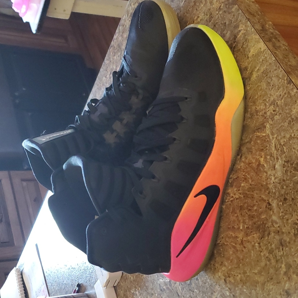 Nike Hyperdunk 2016 Unlimited size 12